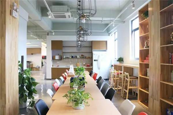 孵化器探訪 | 在3W COFFICE，體驗共享辦公與企業(yè)服務(wù)的融合生態(tài)